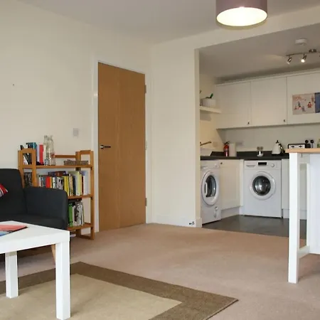 Centrally Located One Bed With Balcony Apartamento Bristol